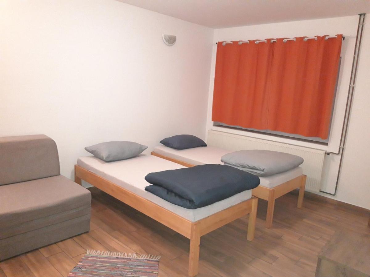 Apartment Eurho Osijek Exteriör bild