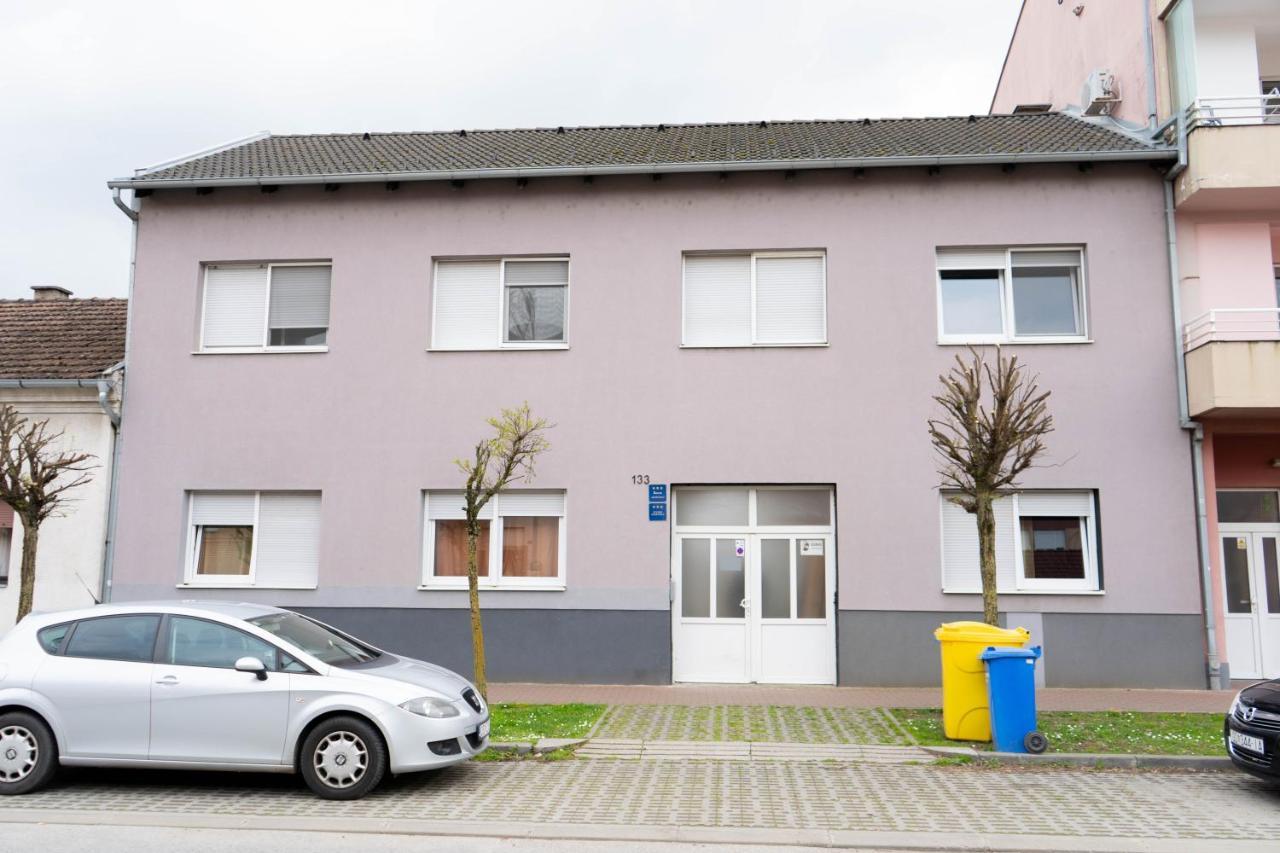 Apartment Eurho Osijek Exteriör bild