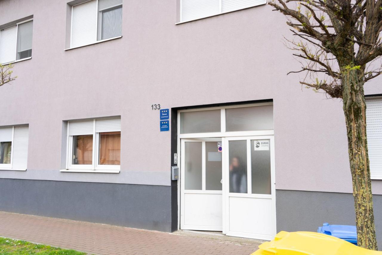 Apartment Eurho Osijek Exteriör bild